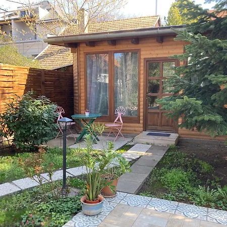 Katies Tiny House Apartment Budapest Exterior photo